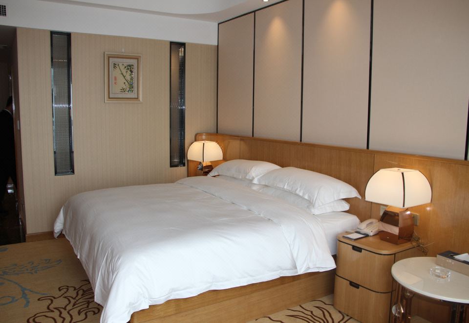 夢百合零壓大床房