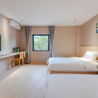 溫馨家庭房（1大1小雙床） 艾思頓L飯店（廈門高崎機場復旦中山醫院店）優惠