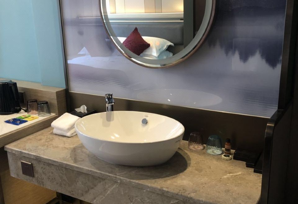 Pearl Hotel xiJindu Scenic Area ZhenjiangGuestroom - With View (Double Bed)