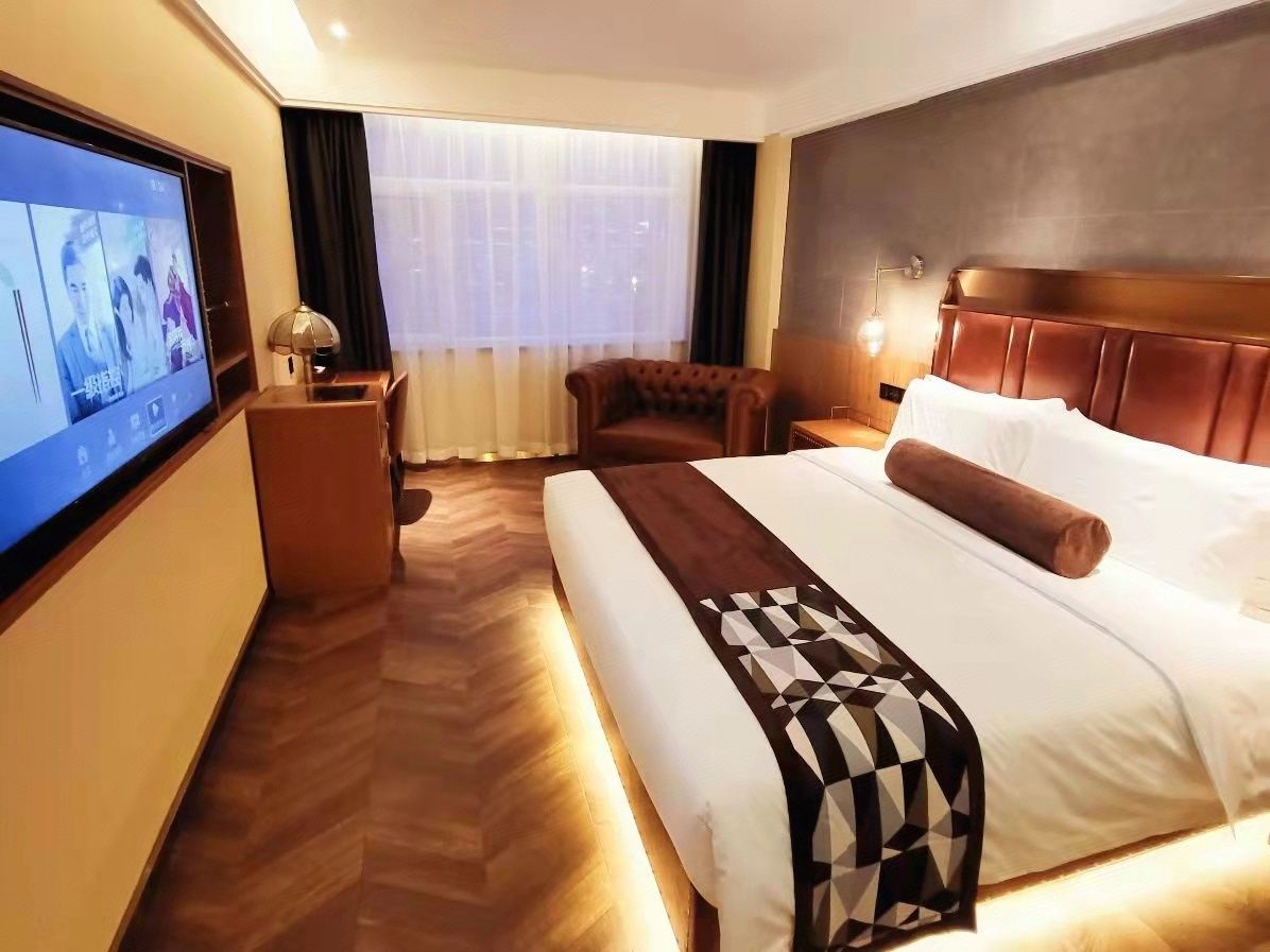 铂金精英大床房+投屏电视+深睡床垫