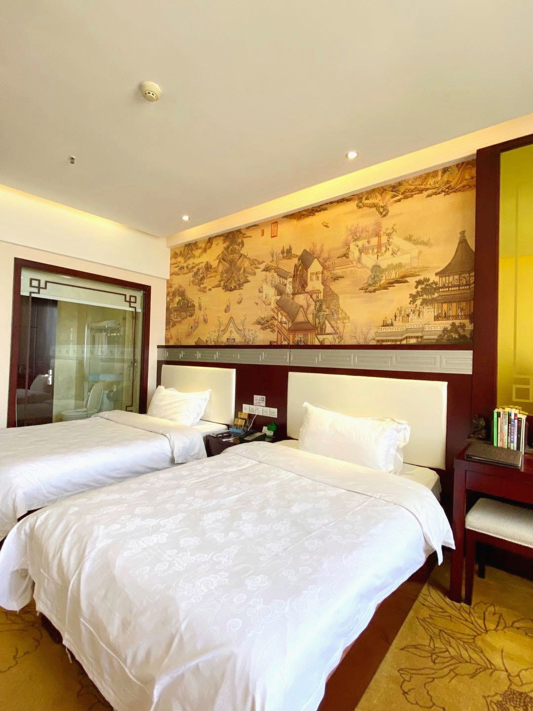 豪华标准间（亲肤床品）