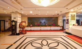 Longqing Business Hotel
