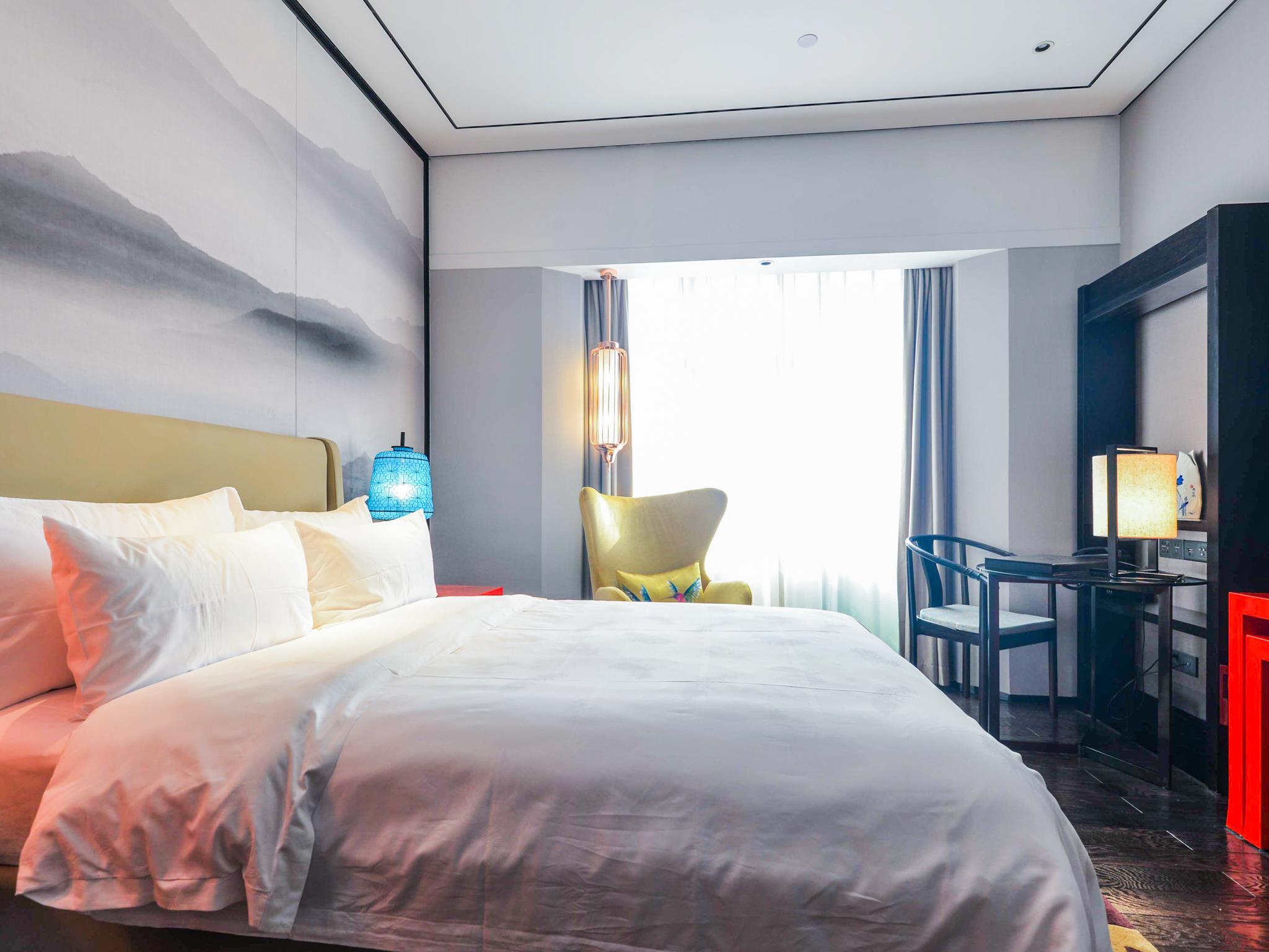 豪华贵宾大床房