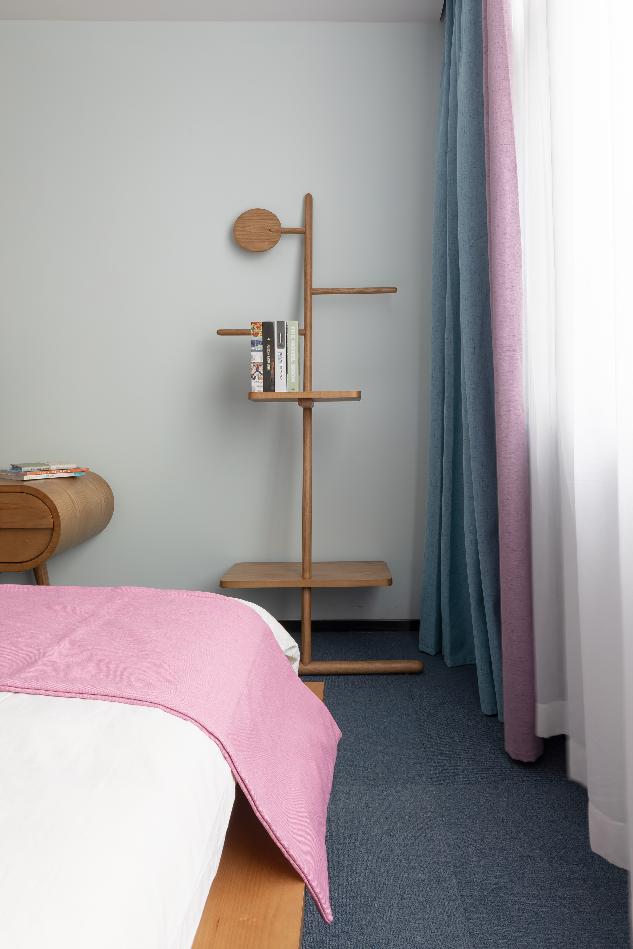 沉香文艺双床房【舒软沙发+办公桌椅+乾湿分离】