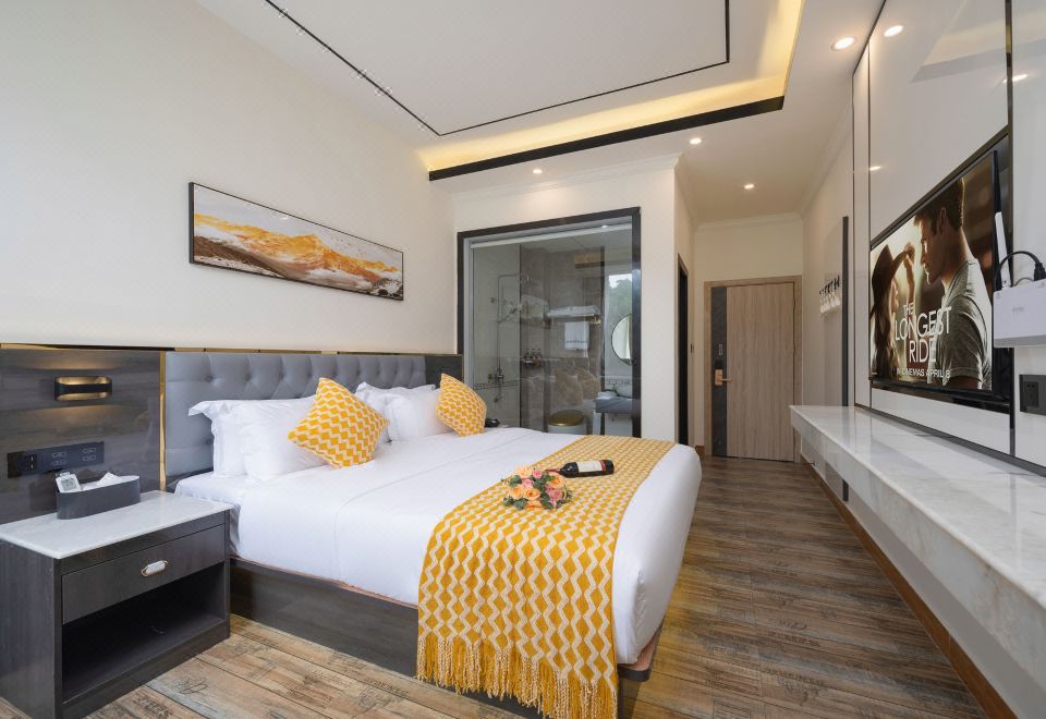 起點豪華大床房