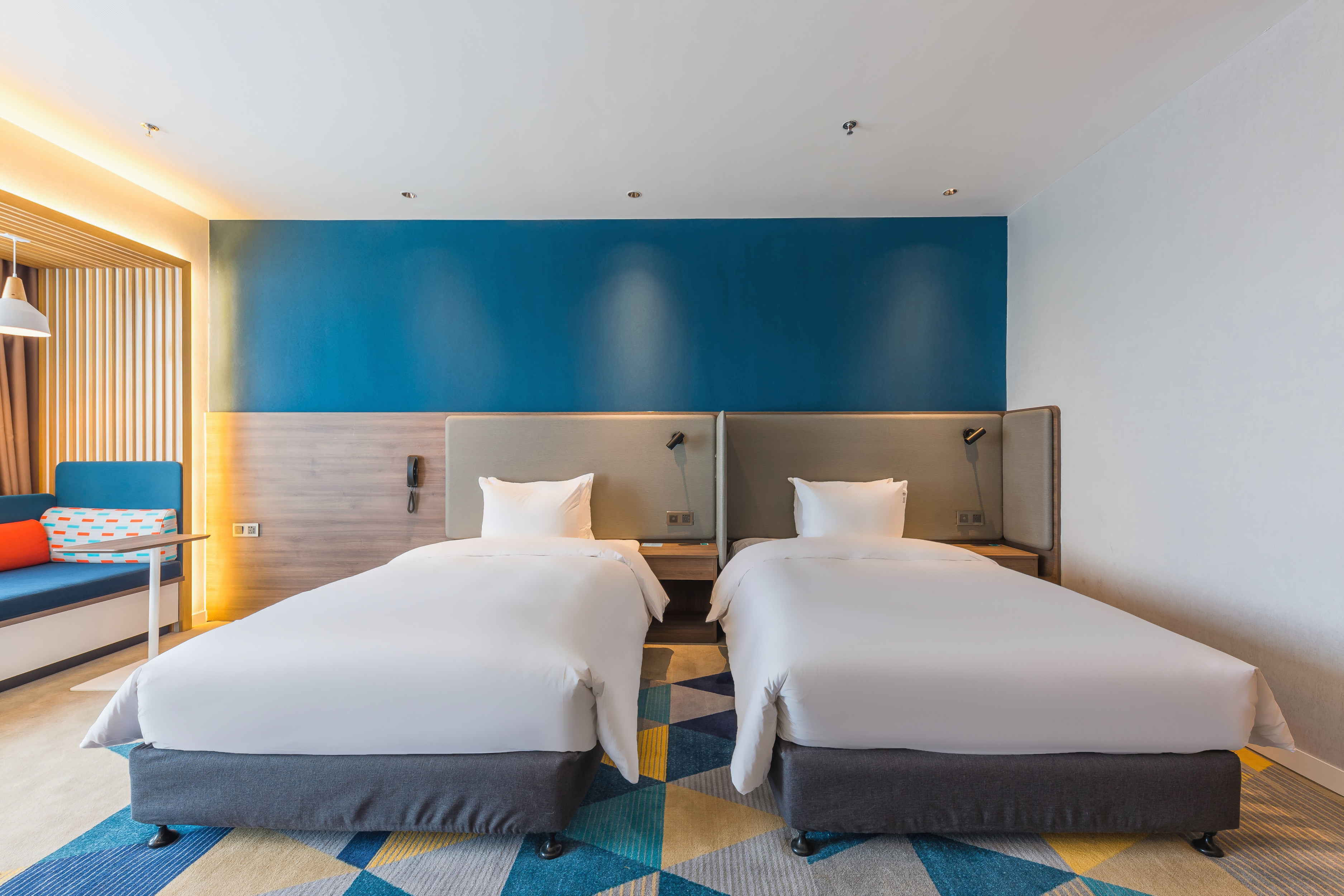 智选标准双床房