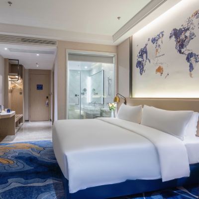 輕享大床房 凱里亞德酒店（深圳機場固戍地鐵站店）優惠