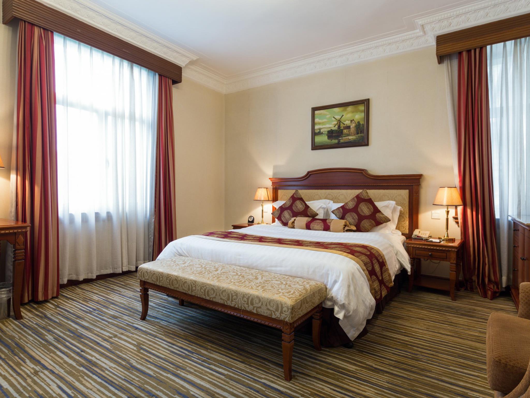 标准商务大床房（附楼）