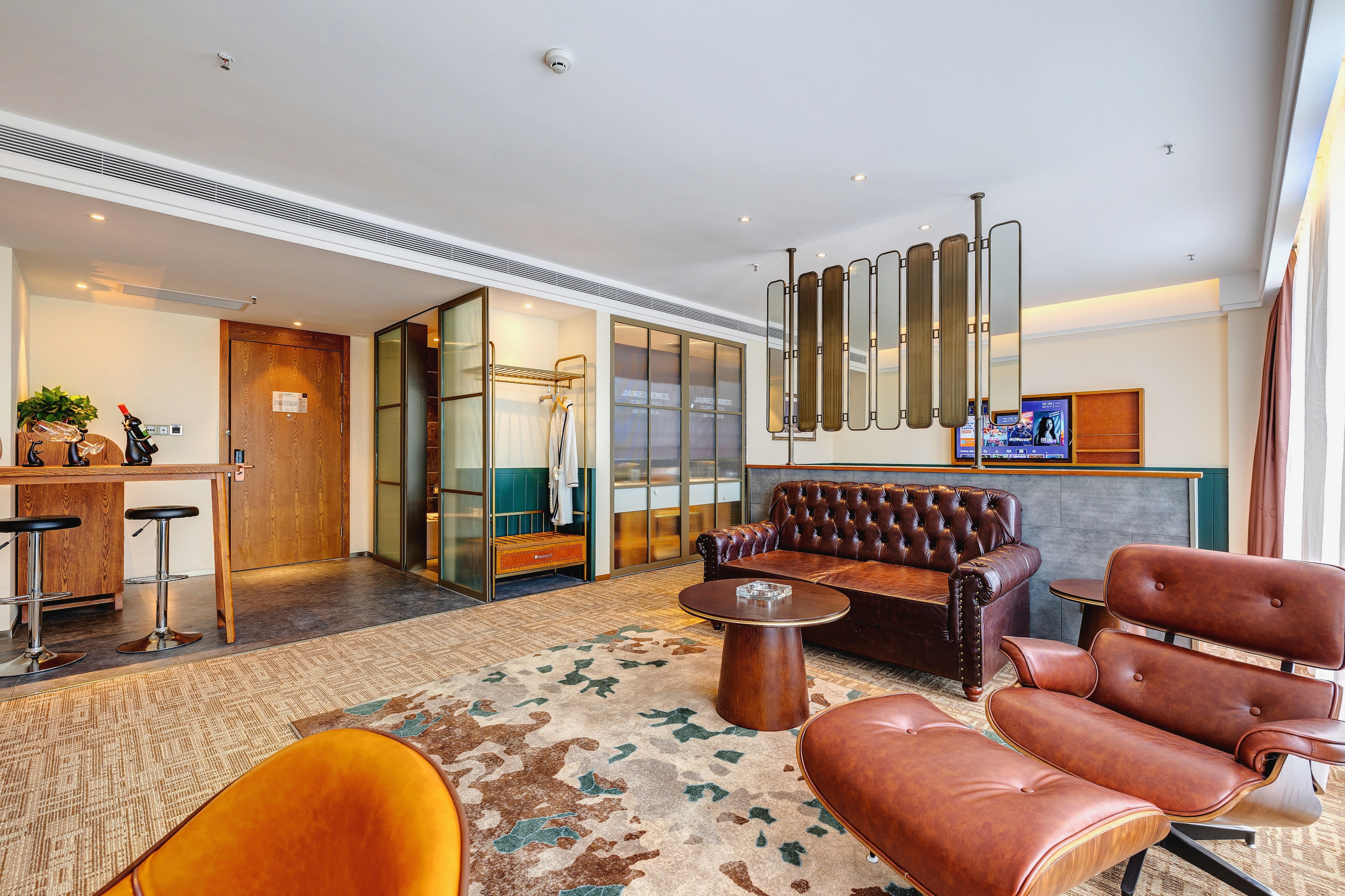 至尊浪漫红酒大床房