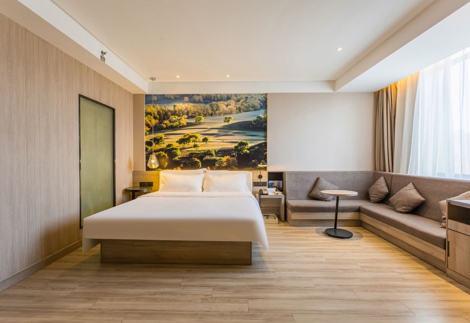 Jimu King Bed Room