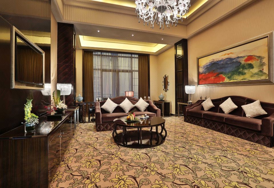 Howard Johnson Agile Plaza ChengduPresidential Suite (180° Scenic View + Private Balcony)