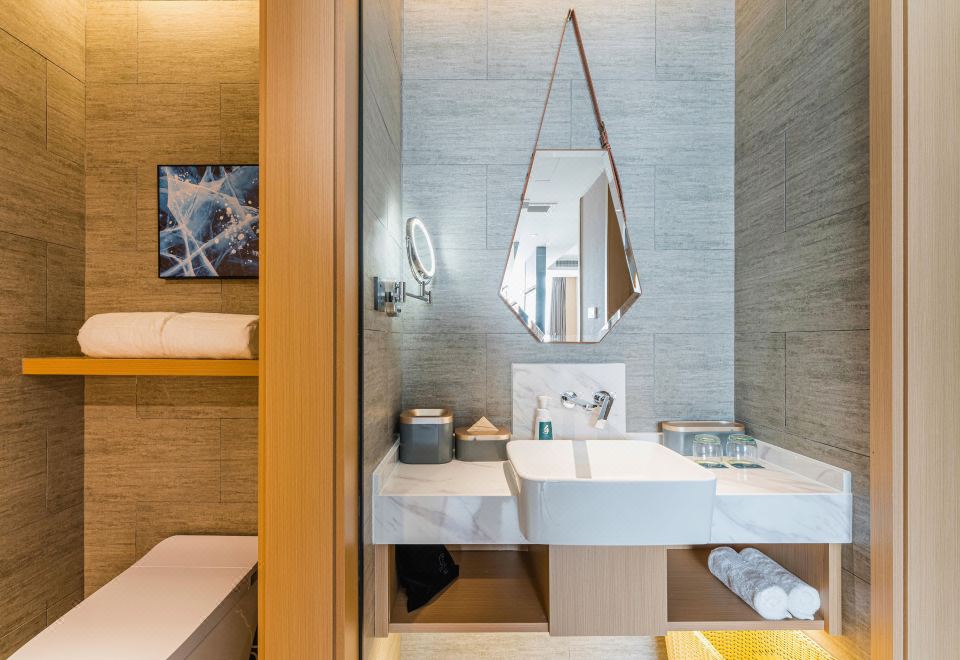 Atour Hotel(Suzhou Mudu Ancient Town Store Lingyan Mountain Metro Station)Duplex Suite