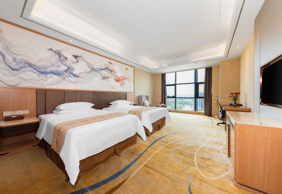 Business Twin Room (High-Rise Night View Of Yong City + Exclusive Cozy Room)