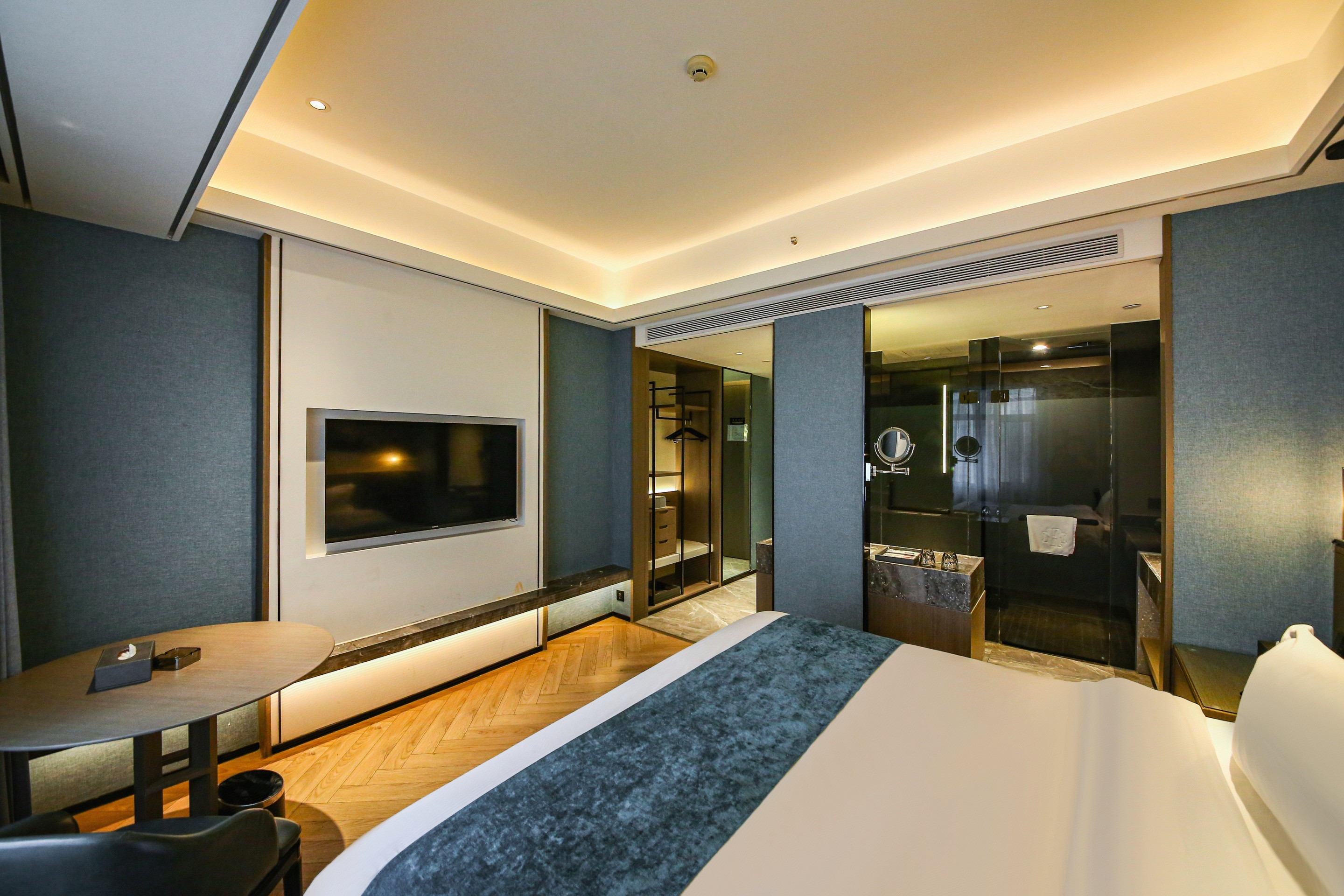 Superior Queen Room