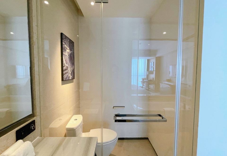 豪华行政大床房/凌空微醺享欢乐时光