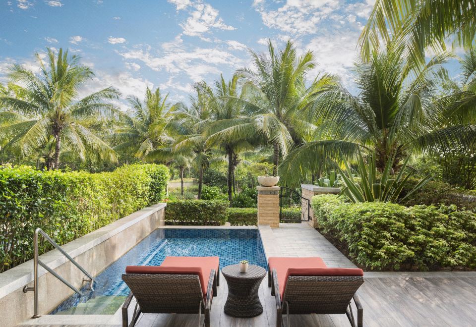 獨立庭院泳池大床房