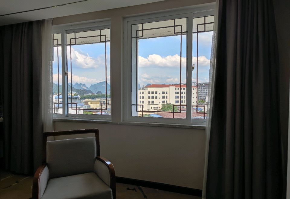 奢享·浪漫浴缸大床房+双人超大浴缸超出片儿+零压床垫零压枕+休闲茶具