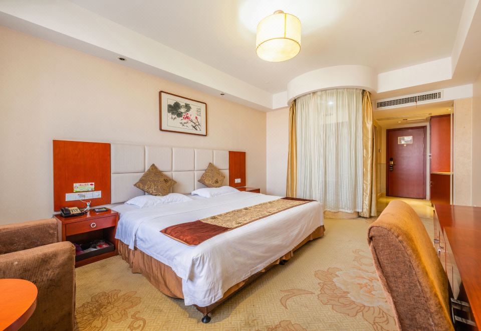 Deluxe Single Room