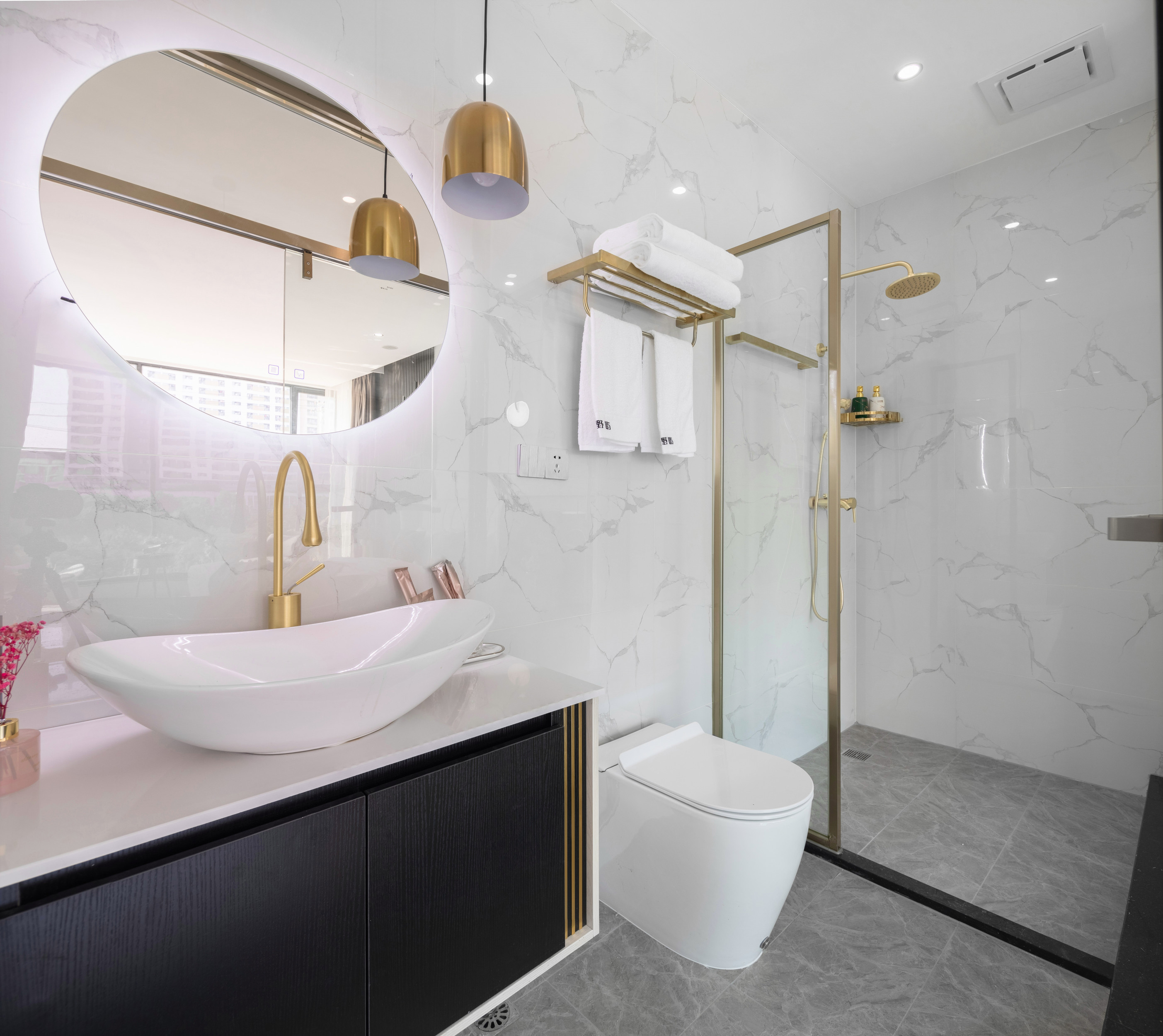 樂野·輕奢浴缸大床房