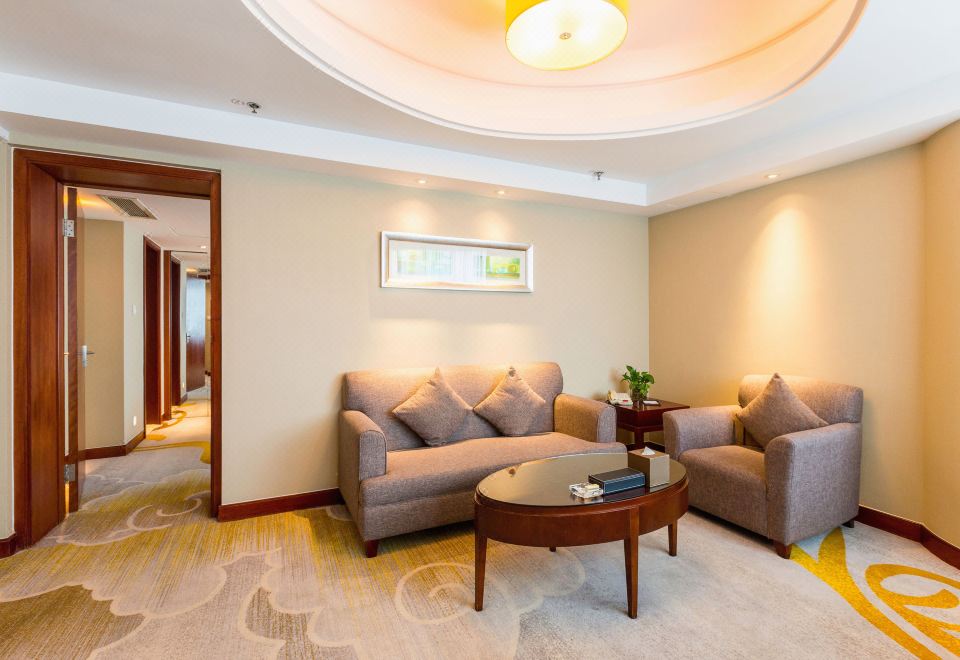 雅致湖景商务套房