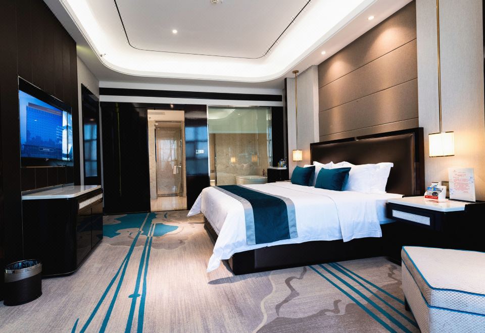 Yuanling Huixin Lijing HotelExecutive Suite? Smart Double Bathroom Toilet + Luxury Bathtub + Living Room + Small Refrigerator 4 Complimentary Drinks