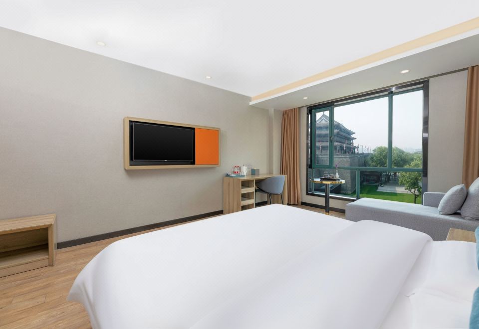 悅來?望城景觀大床房（全景大窗+零壓床墊+城墻夜景）