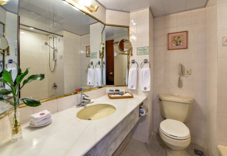 Xiamen Huaqiao HotelCozy Latex Sleep Twin Room