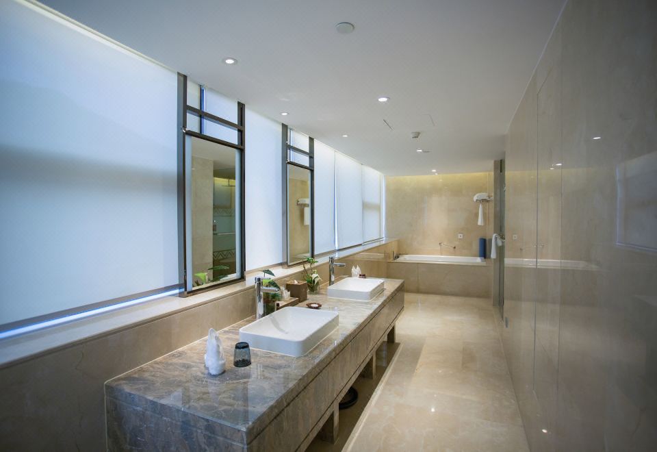 Gloria Grand Hotel JishouPresidential Suite