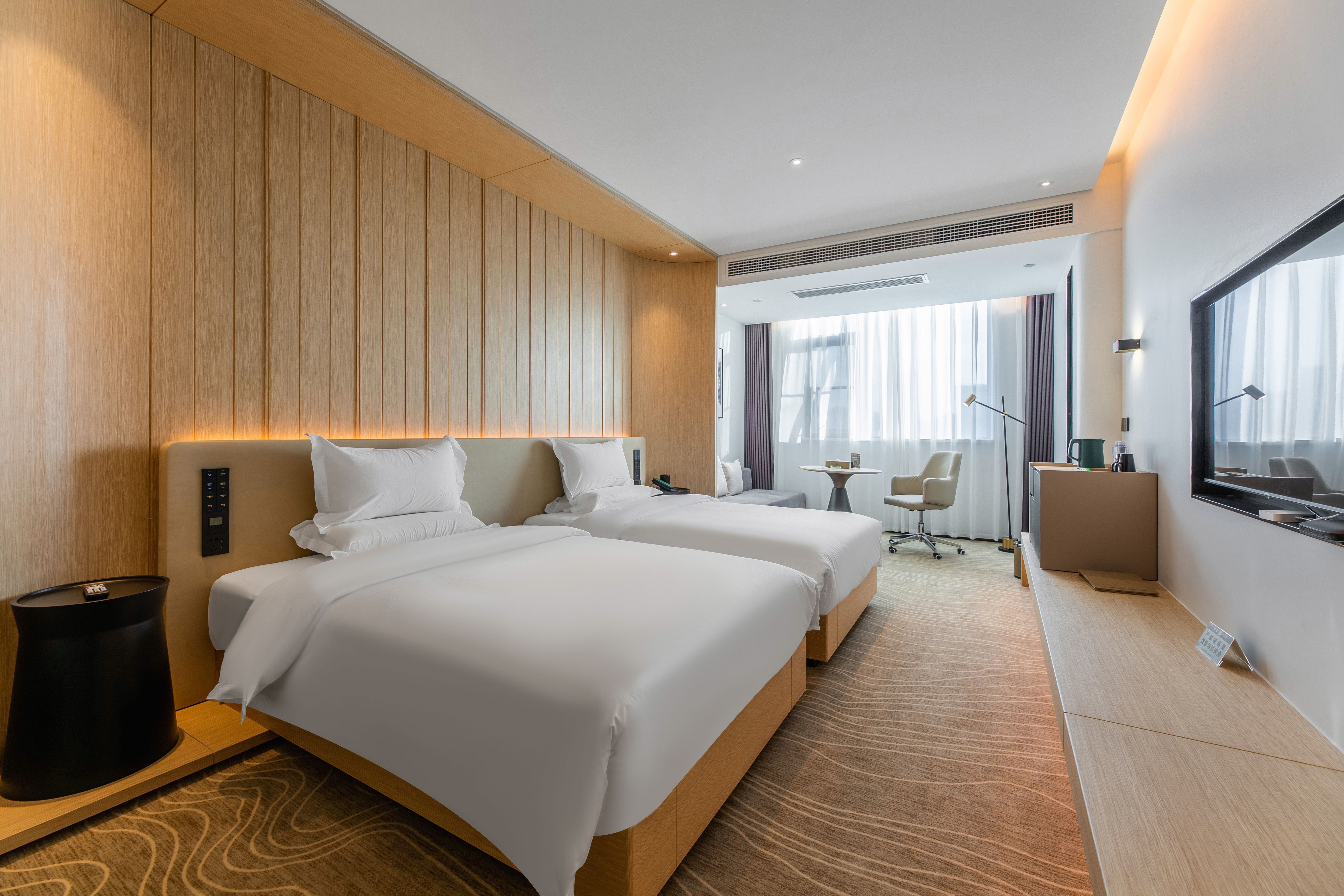 臻享·雅致双床房（智能客控+迷你冰箱）