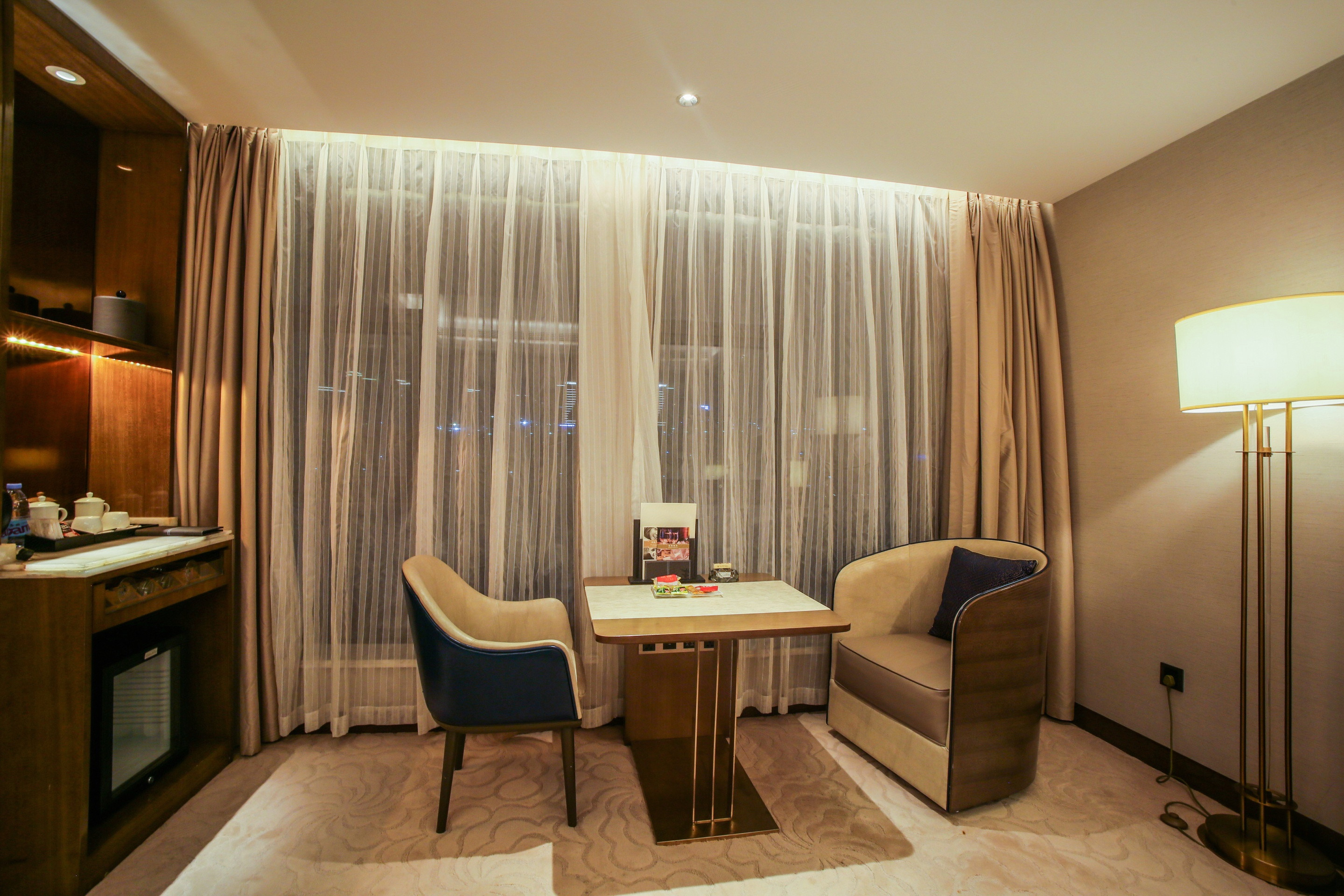 行政大床房（ 江景）