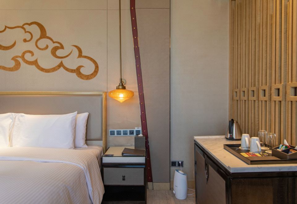 高级豪华房（悦享城景+深睡床垫+静音加湿器）