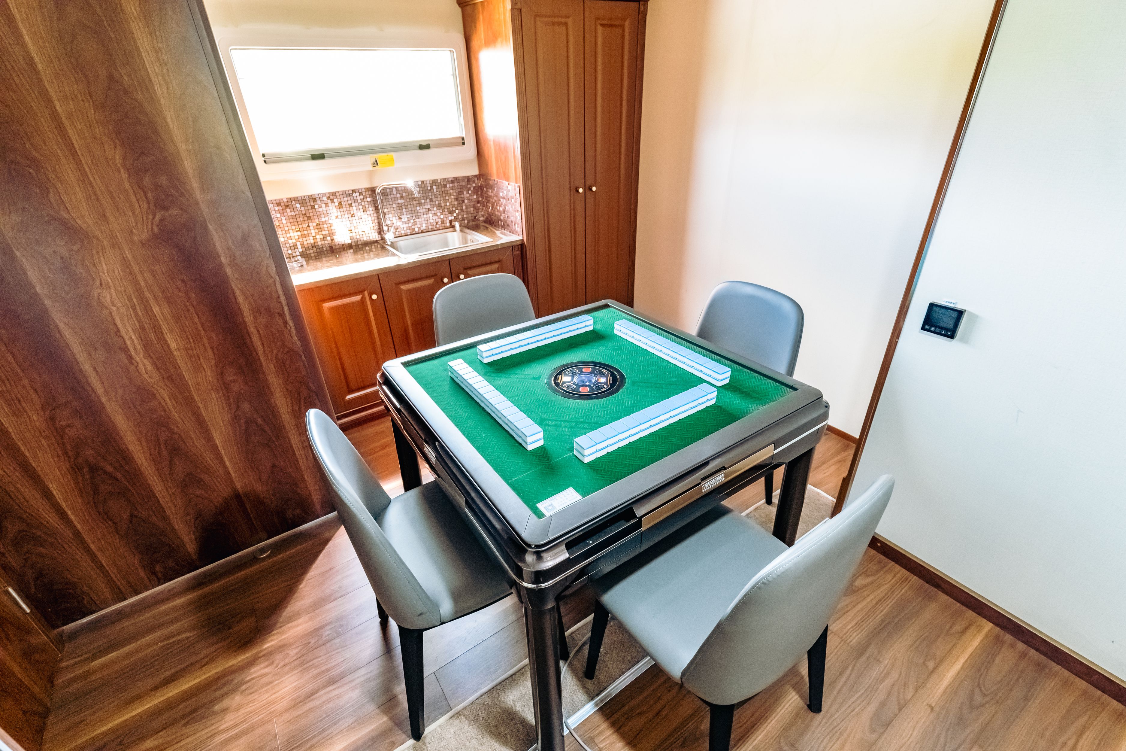 菖蒲·弈棋牌麻将功能房