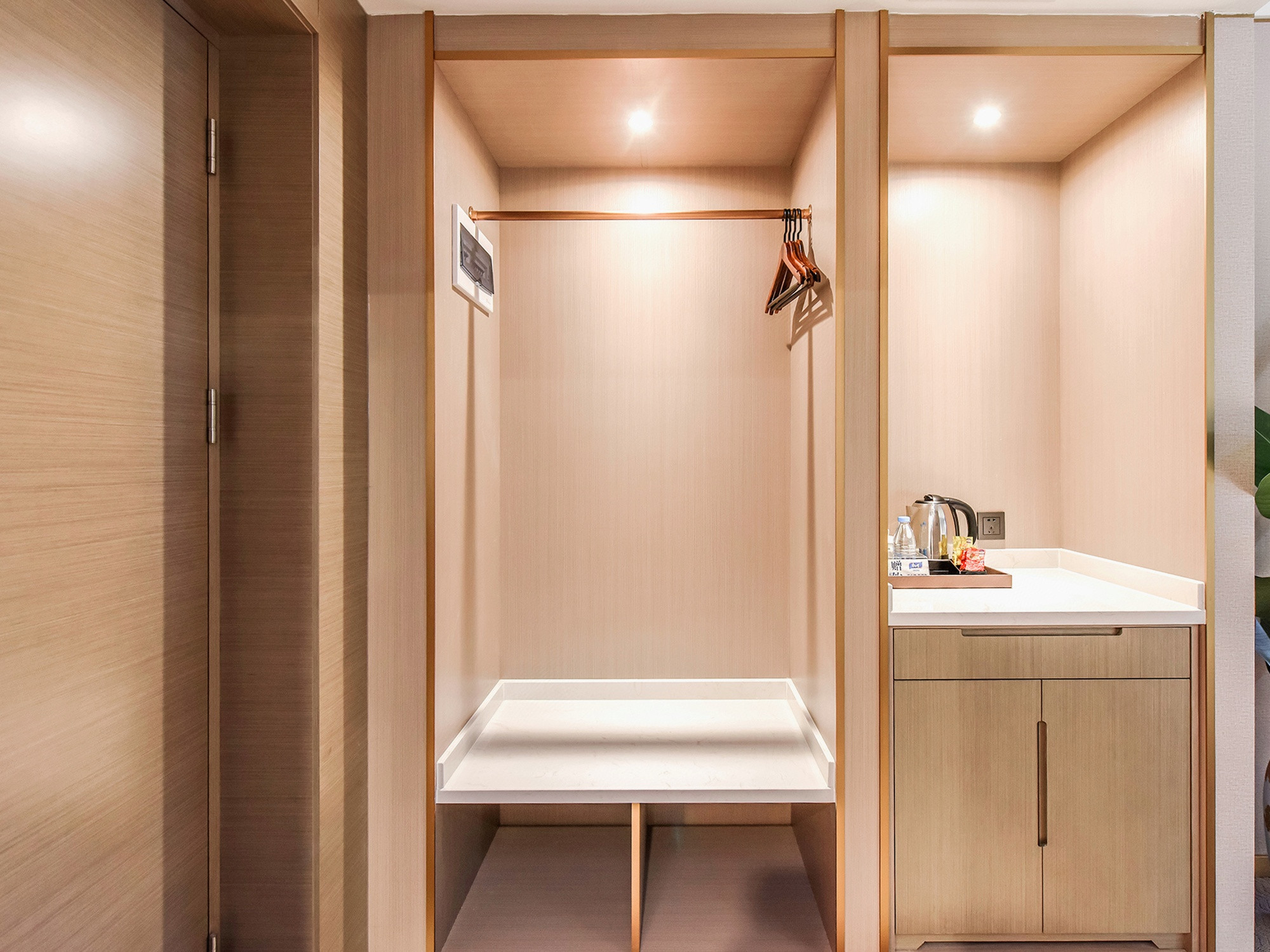 Calvin Hotel Guangzhou焕新智能大床房