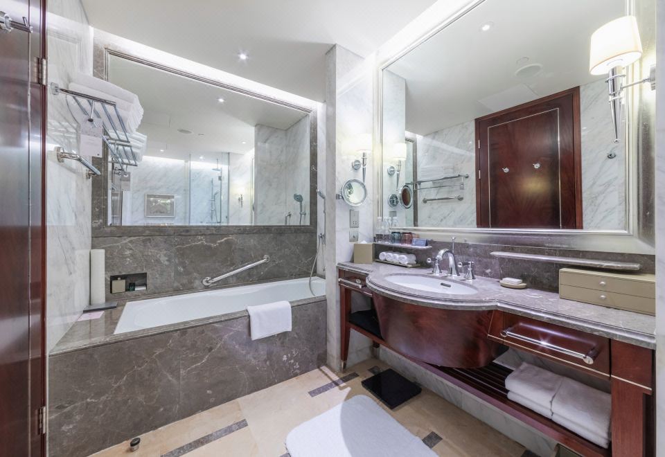 JW Marriott Hotel ChongqingExecutive Double Room