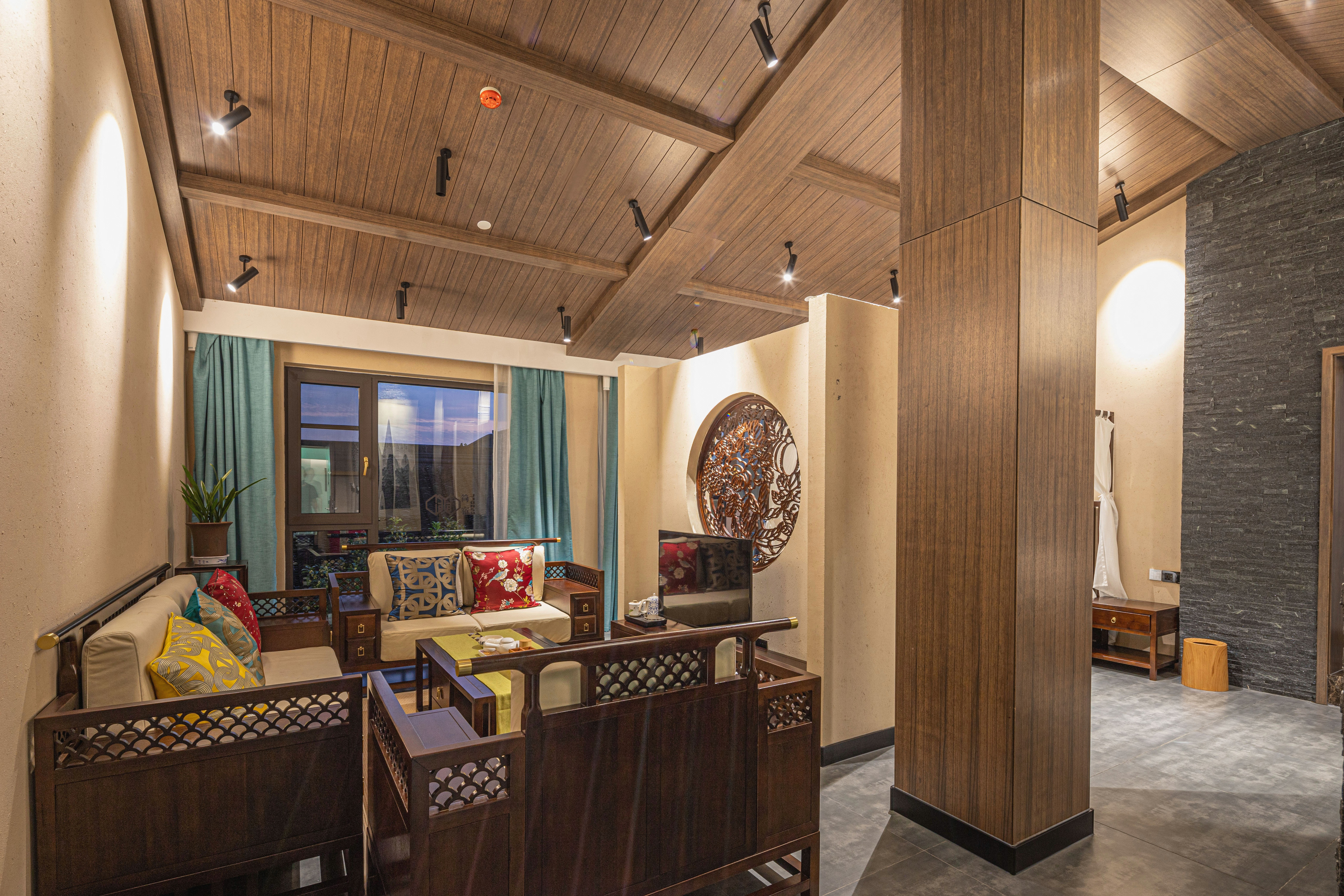 荷花泽?园景豪华大床房