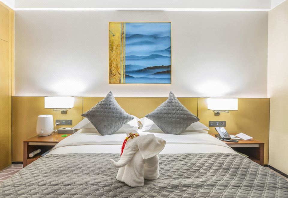 优选大床房（水系花园景观+80支贡缎床品+金可儿床垫）