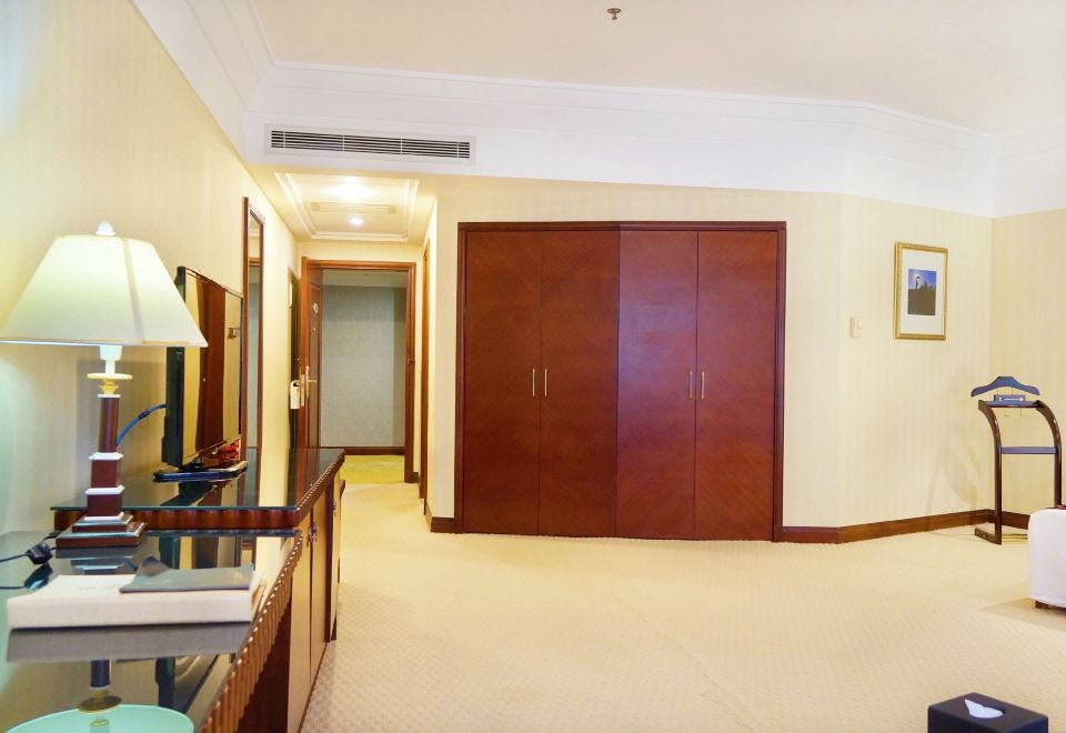 轻奢森林氧吧大床房