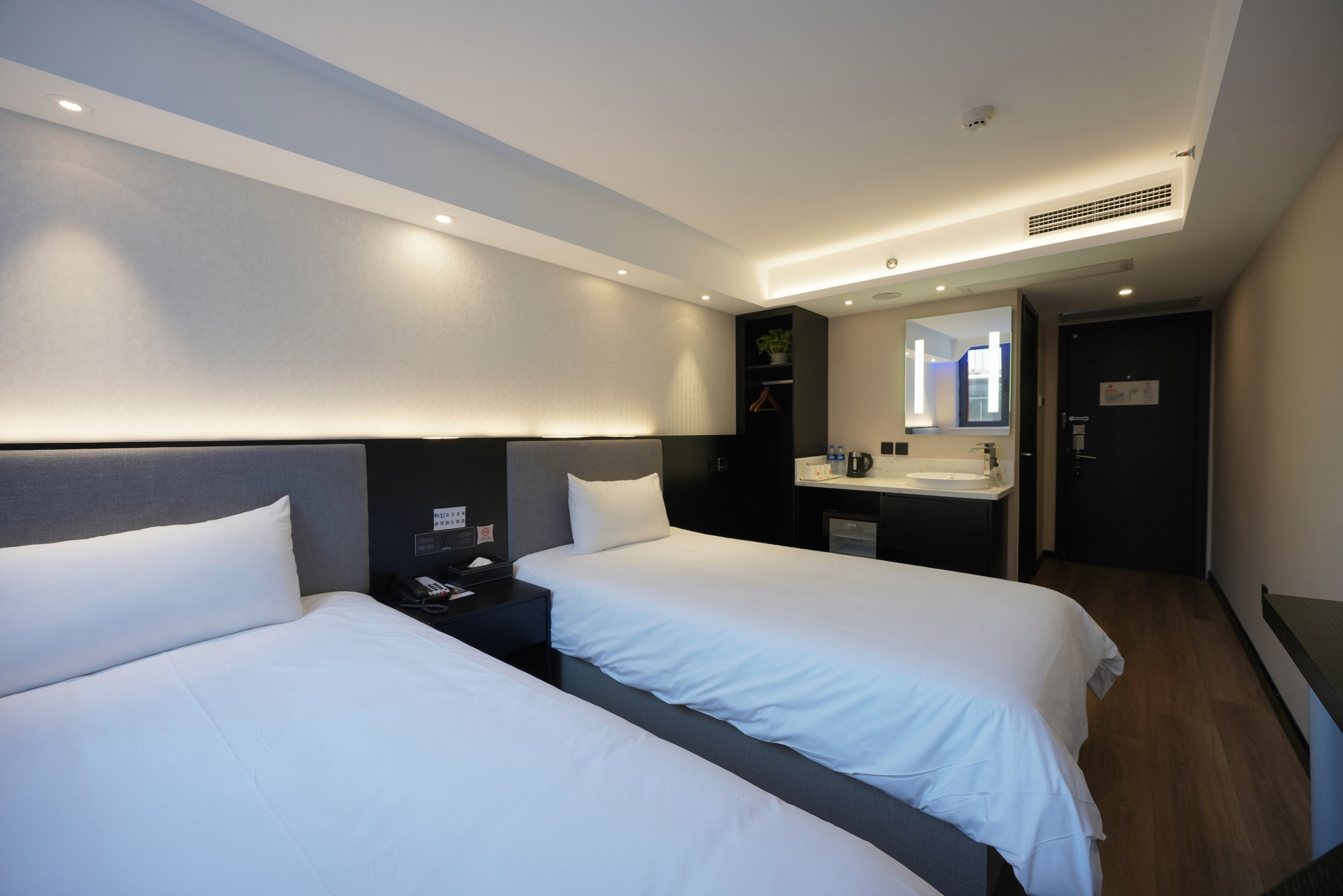 双床房（小冰箱+茶包Coffee）