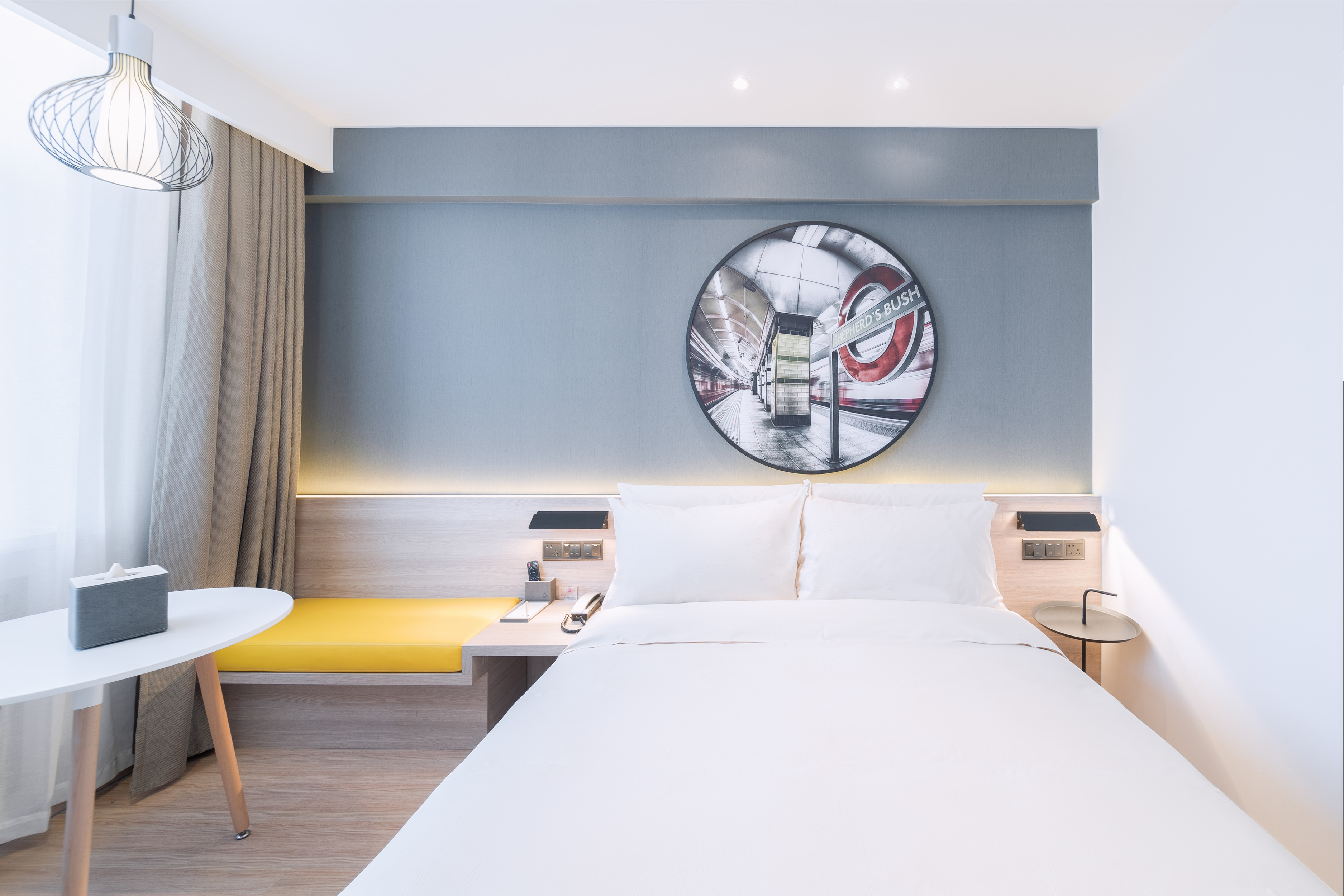 舒適大床房（手機投屏+高速吹風機）