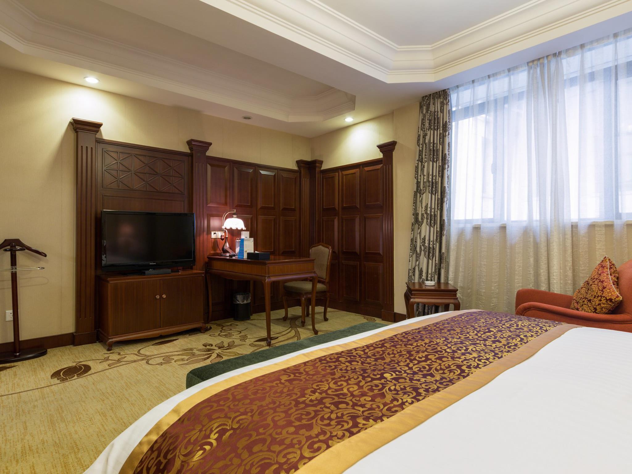 标准商务大床房（附楼）