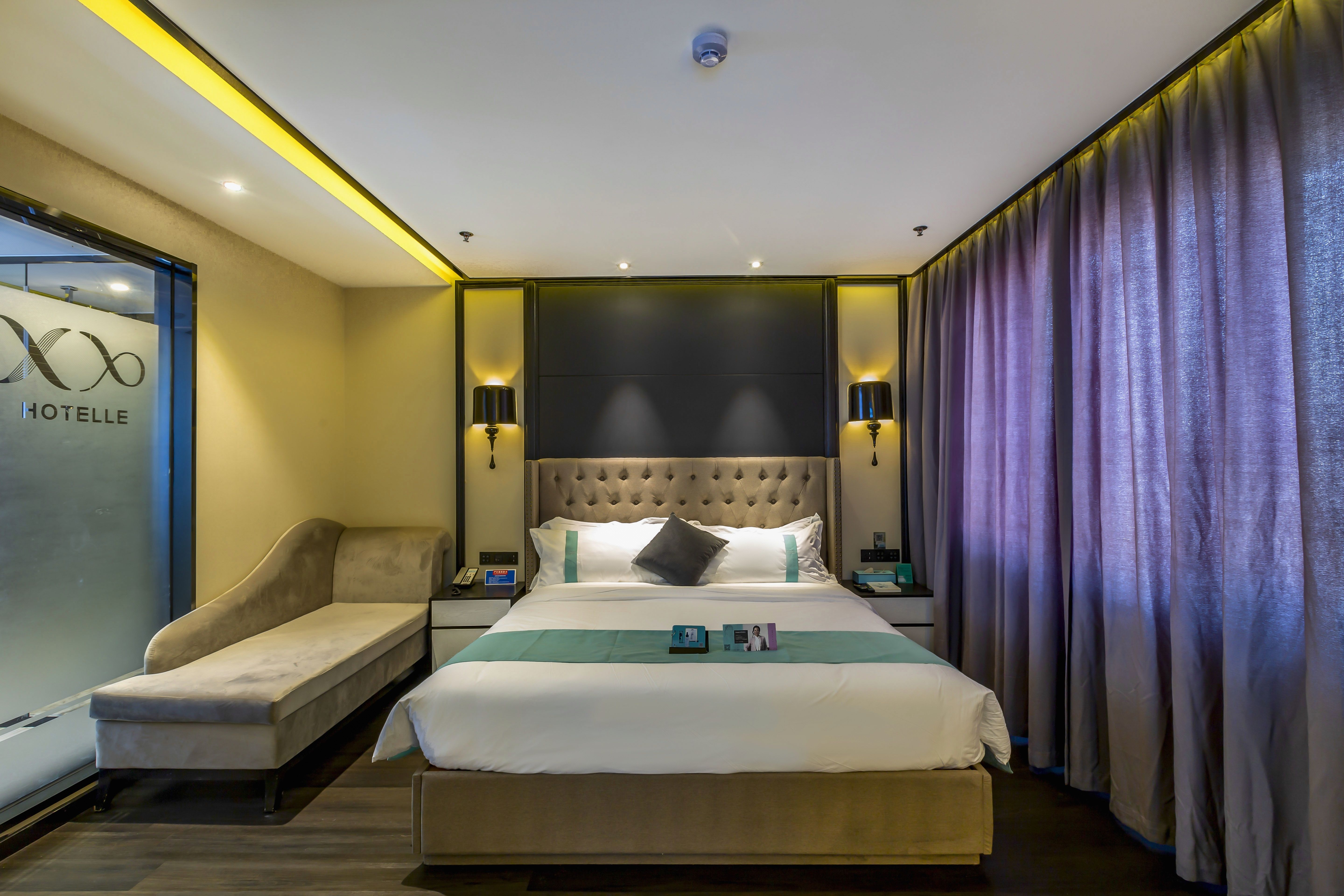 希岸豪华大床房（智能客控）