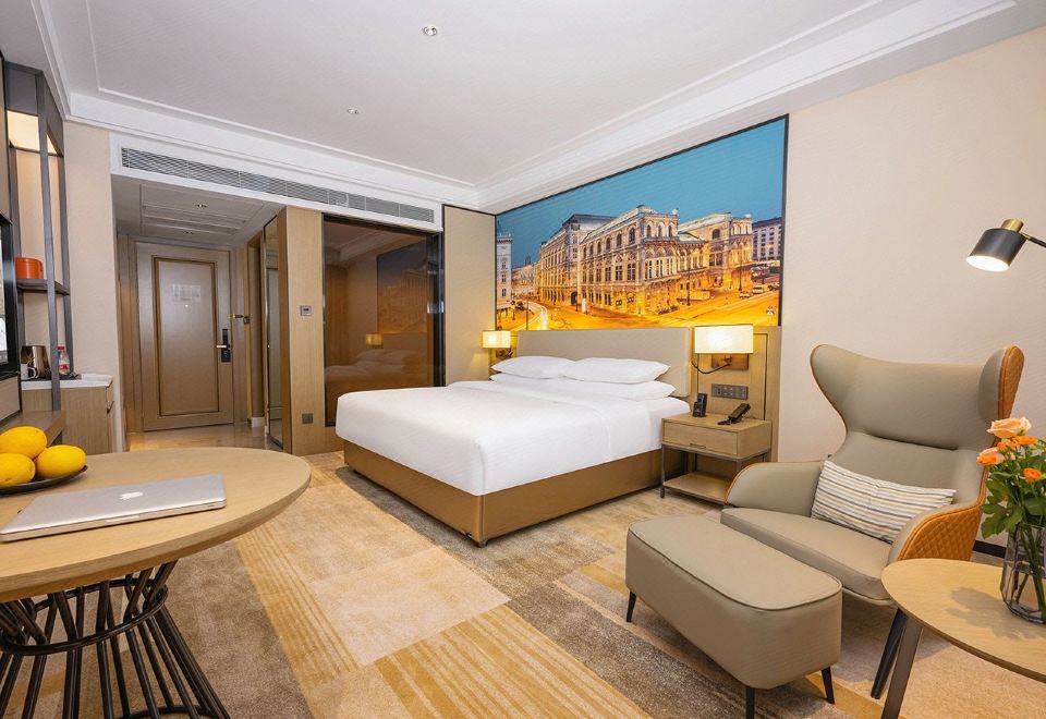 商务大床房（安静助眠+閲读躺椅+朝南阳光房）