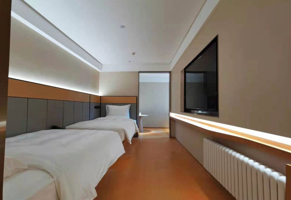 舒压双床房（65寸电视+智能投屏+独立空调）