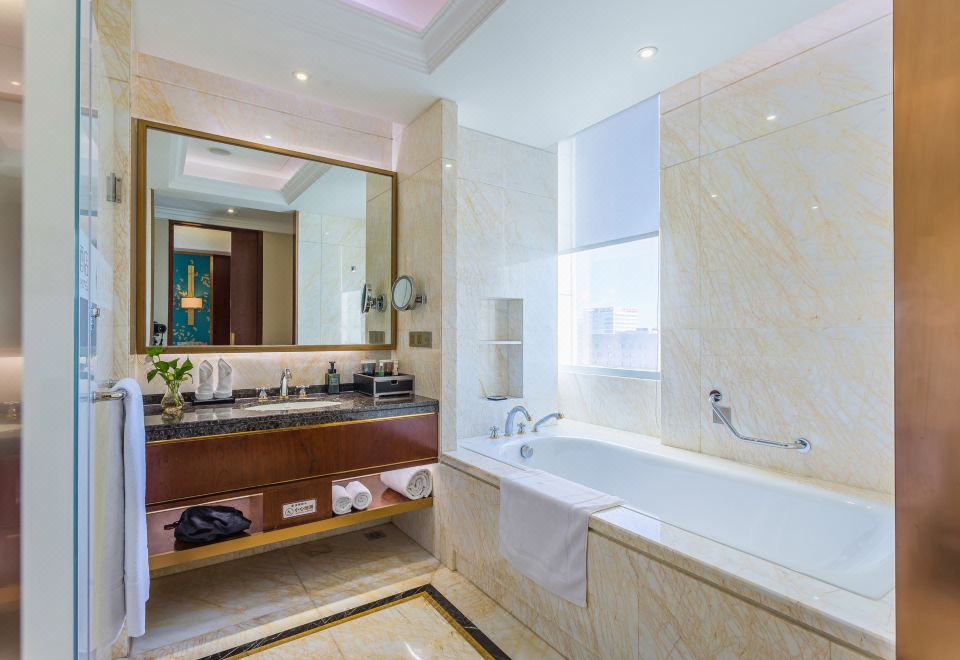 尊享雙床房（斯林百蘭床墊+德國高儀恆温沐浴）