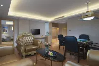 Vienna International Hotel(Puning High Speed Railway Station Store)