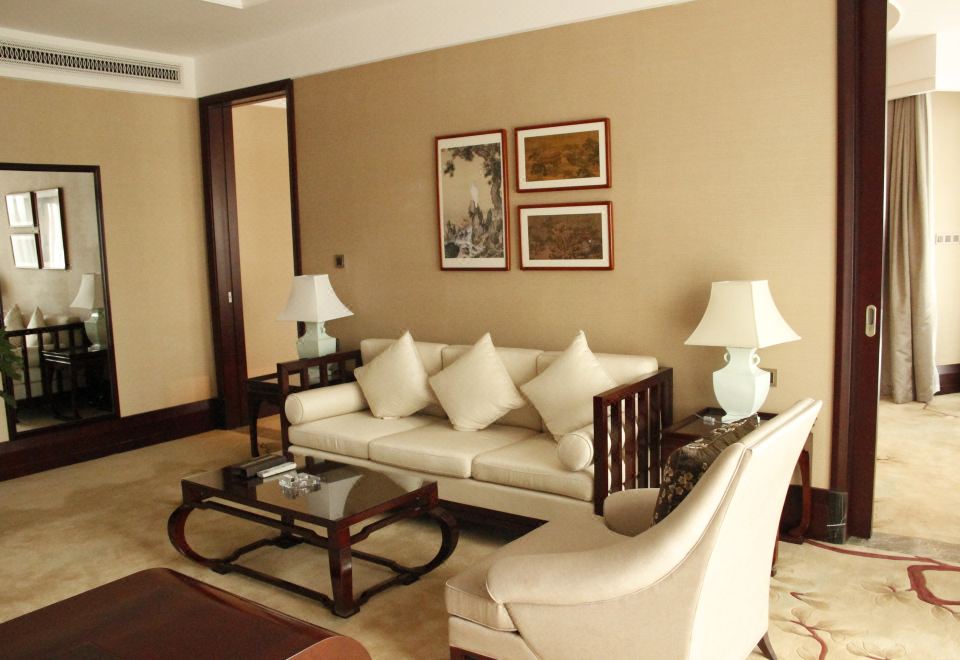 Kaiyuan Suite