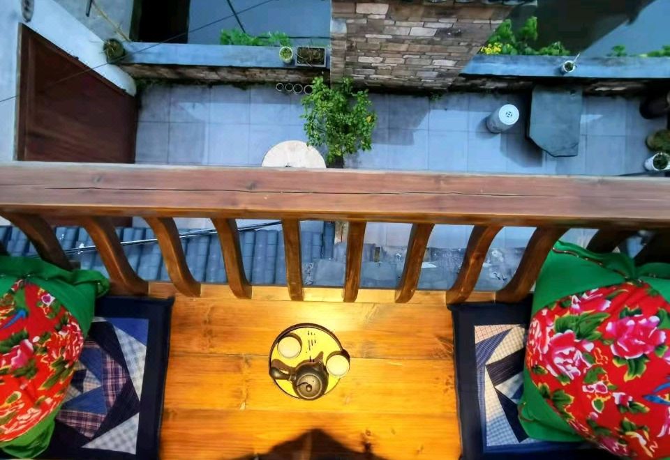 Zhilan Scenic Balcony Double Bed Room