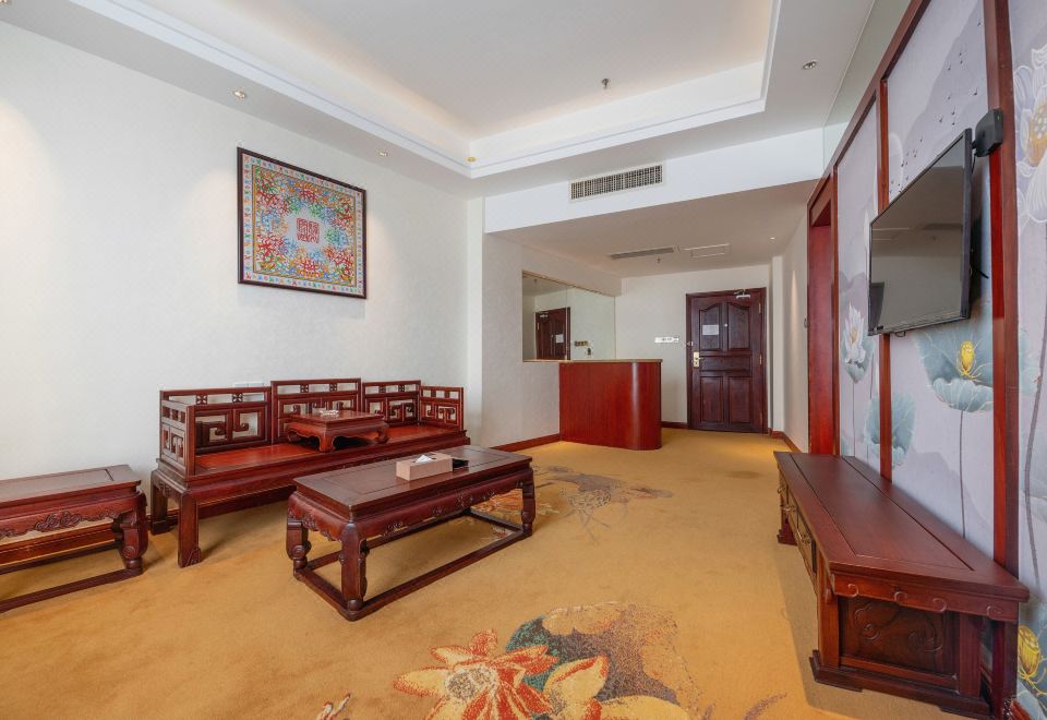 Huashan Hot Spring International HotelDeluxe Business Suite