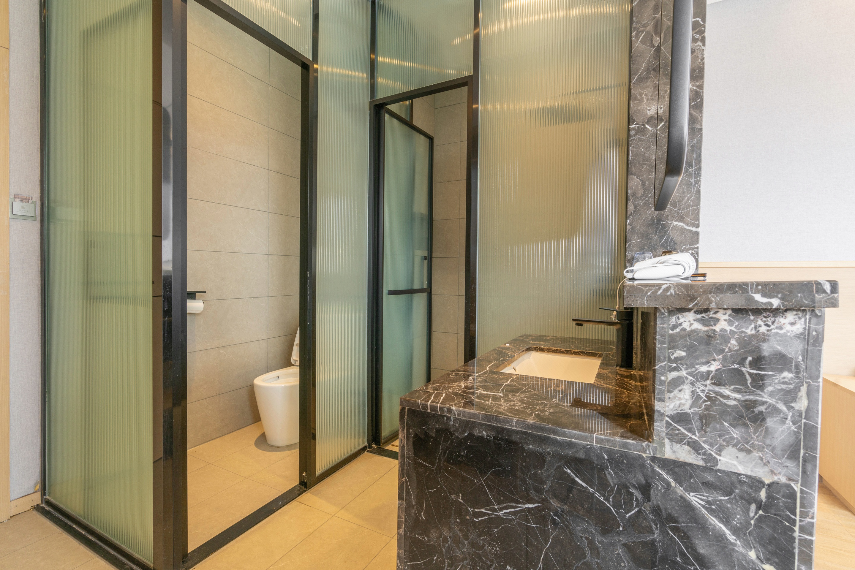 卓达雪山.观景大床房（恒温地暖）