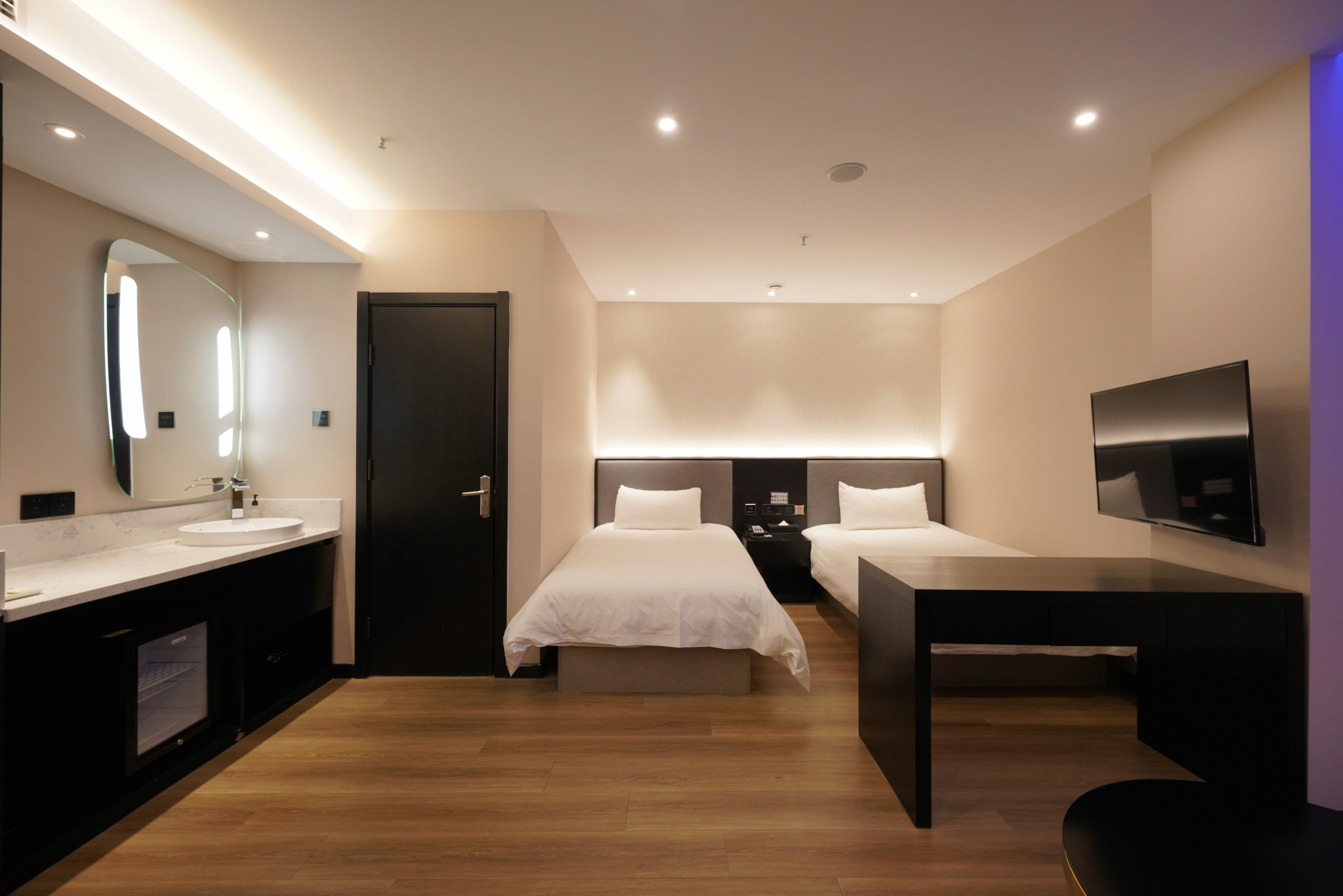 豪华双床房（小冰箱+茶包Coffee）